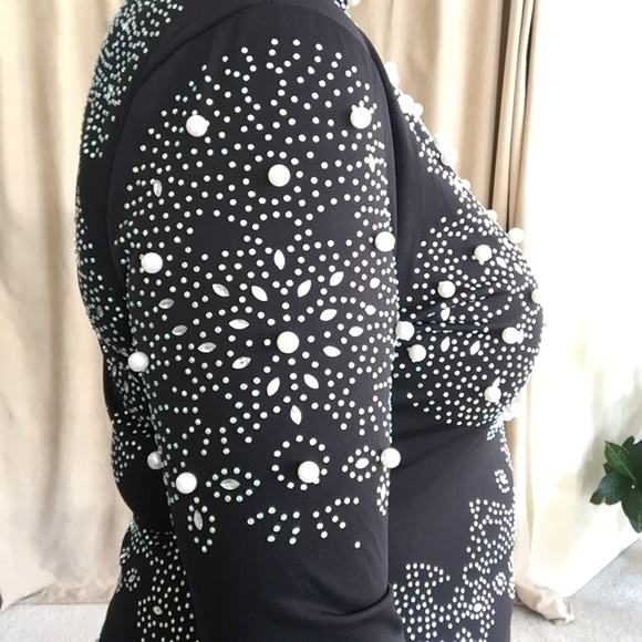 Pearl & Embellished Body Suit 2X - Picture 4 of 16